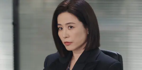 巨塔之后第10集剧照